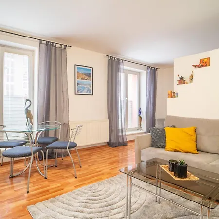 A Cozy In Downtown Apartamento *