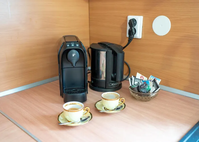 A Cozy In Downtown Братислава