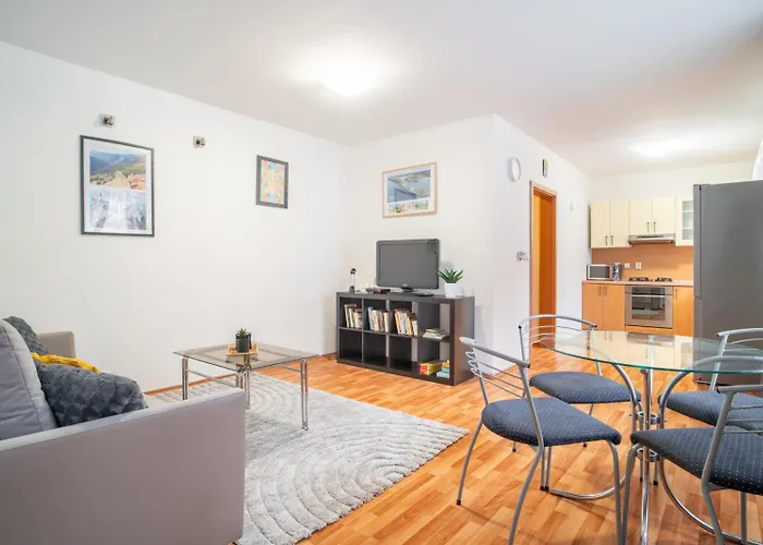 A Cozy In Downtown * Братислава