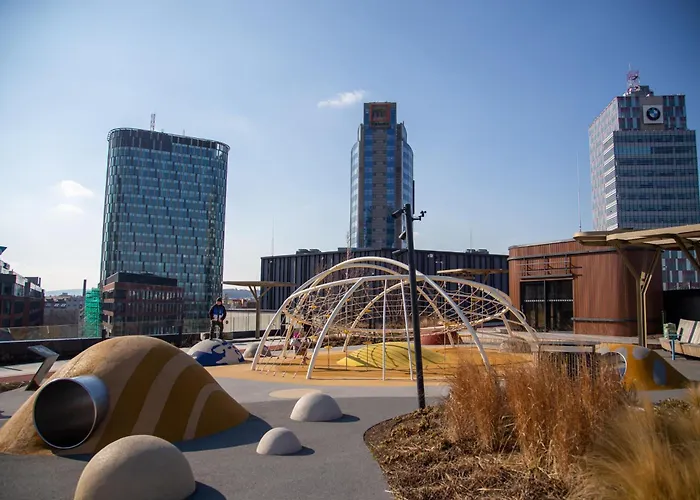 A Cozy In Downtown Братислава