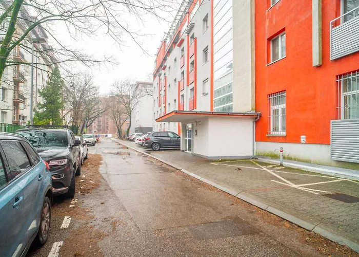 A Cozy In Downtown *