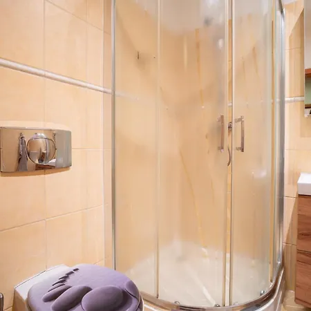 A Cozy In Downtown Апартаменты